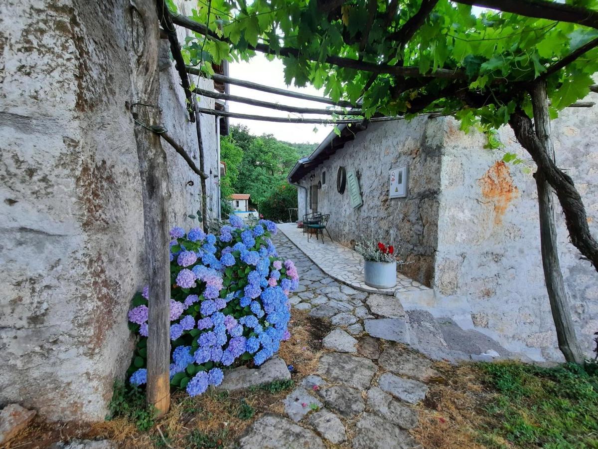 House Mikleus Vila Lovran Exterior foto